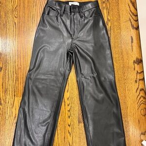 Abercrombie 90’s Relaxed Leather Pant